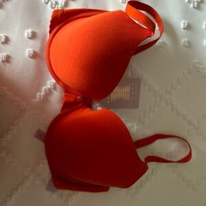 NWT Savage X Fenty t-shirt bra 36DD